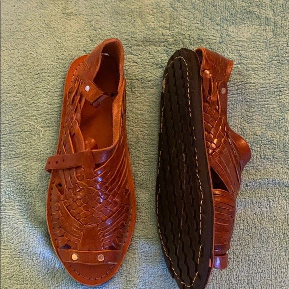 Unisex Huaraches 👡 - Picture 2 of 4